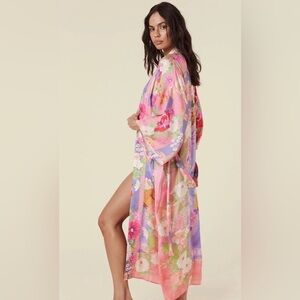 Spell and The Gypsy Collective Carrie Robe Pink M/L Medium / Large NWT